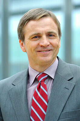 Dr. Arnulf Wulff, Senior Vice President Investment, International Business and Cluster Promotion, LEG Thüringen Dr. Arnulf Wulff, Senior Vice President Investment, International Business and Cluster Promotion, LEG Thüringen